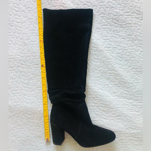 Suede over-the-knee slouch heel boots - Picture 5 of 16